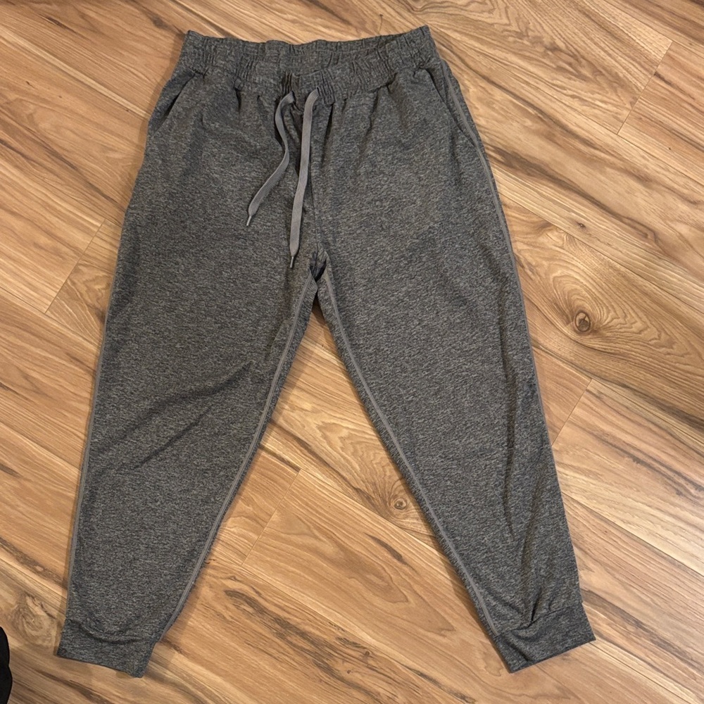 Quince Charcoal Lounge Pants